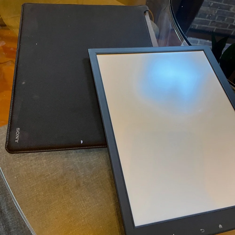 Sony Model DPT-S1 Digital Paper System Tablet 13.3 (No Stylus)